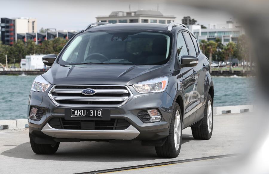  Ford Escape Trend 2016 года  (AU) (фото 13 из 44)
